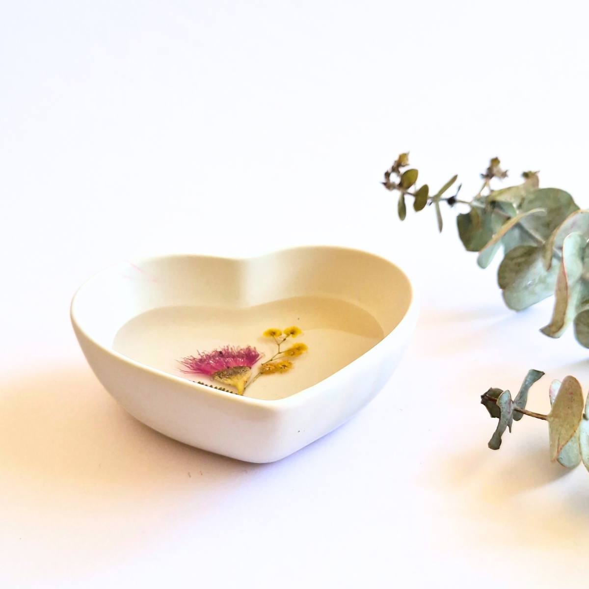 Small Heart Botanical Ring Dish | Preserved Australian Native Flowers | Handcrafted Resin