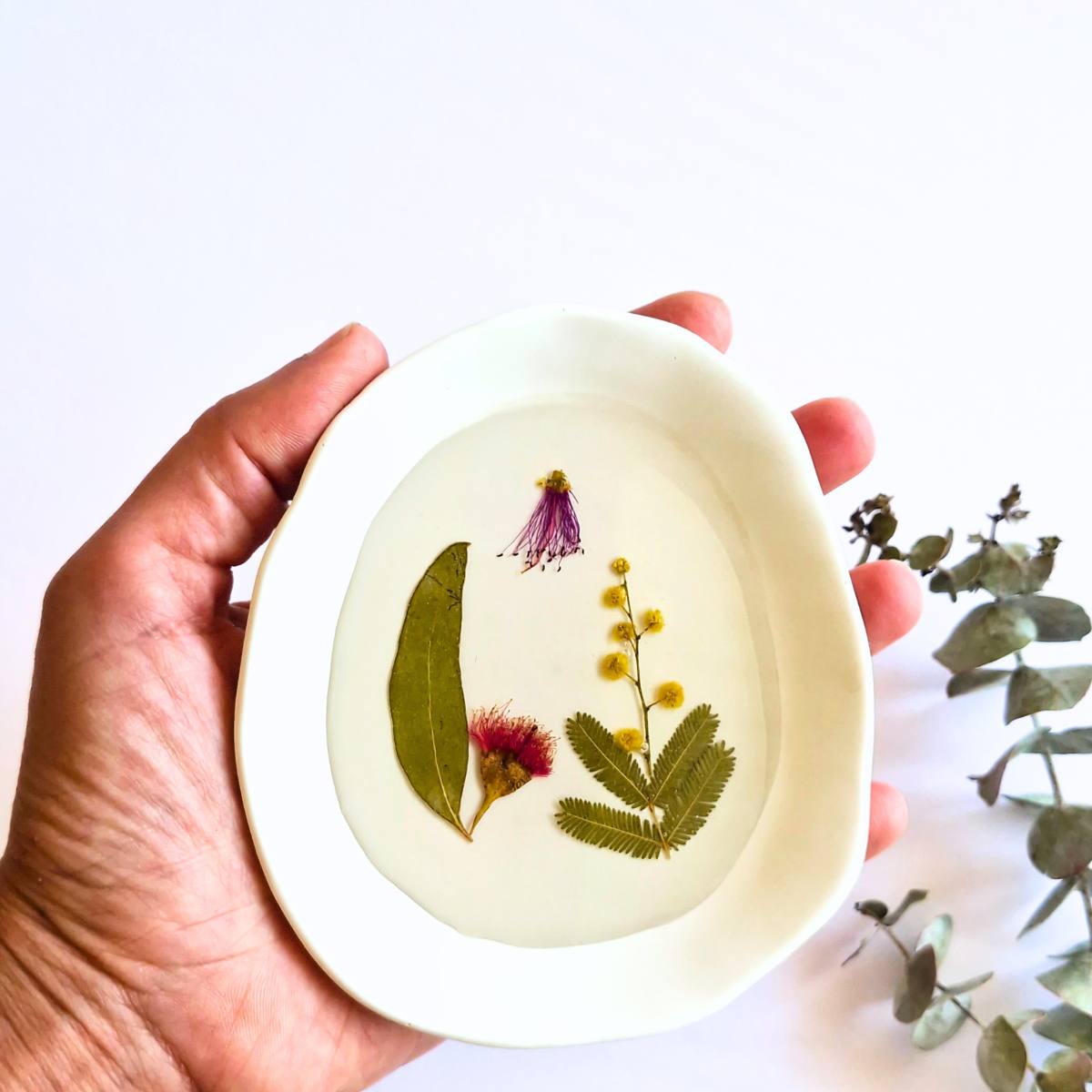 Medium Botanical Jewellery Dish | Preserved Australian Native Flowers | Handcrafted Resin