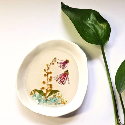 Medium Botanical Jewellery Dish | Preserved Australian Native Flowers | Handcrafted Resin