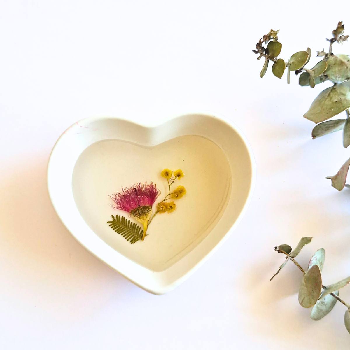 Small Heart Botanical Ring Dish | Preserved Australian Native Flowers | Handcrafted Resin