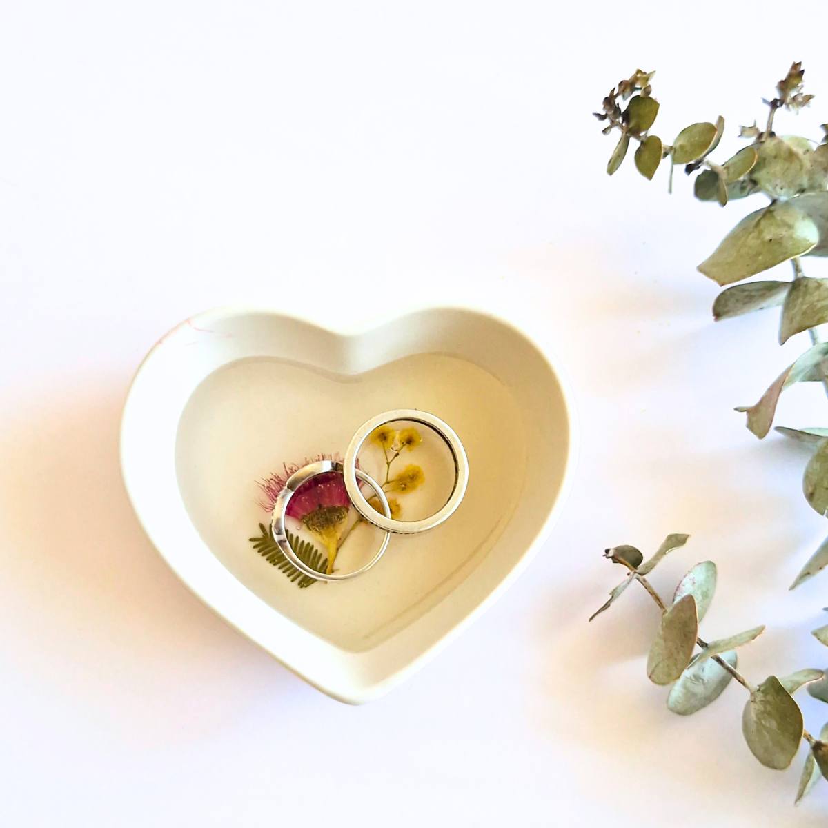 Small Heart Botanical Ring Dish | Preserved Australian Native Flowers | Handcrafted Resin